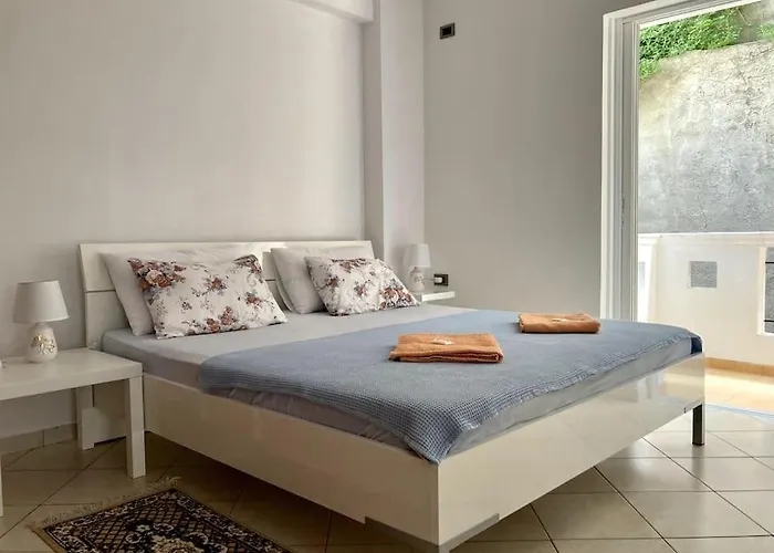 Oliva Sarandë
